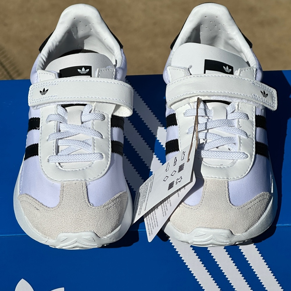 Adidas Country XLG CF Kids Casual Sneakers 11C 2Y White Grey Black Youth GS NEW - Picture 4 of 10